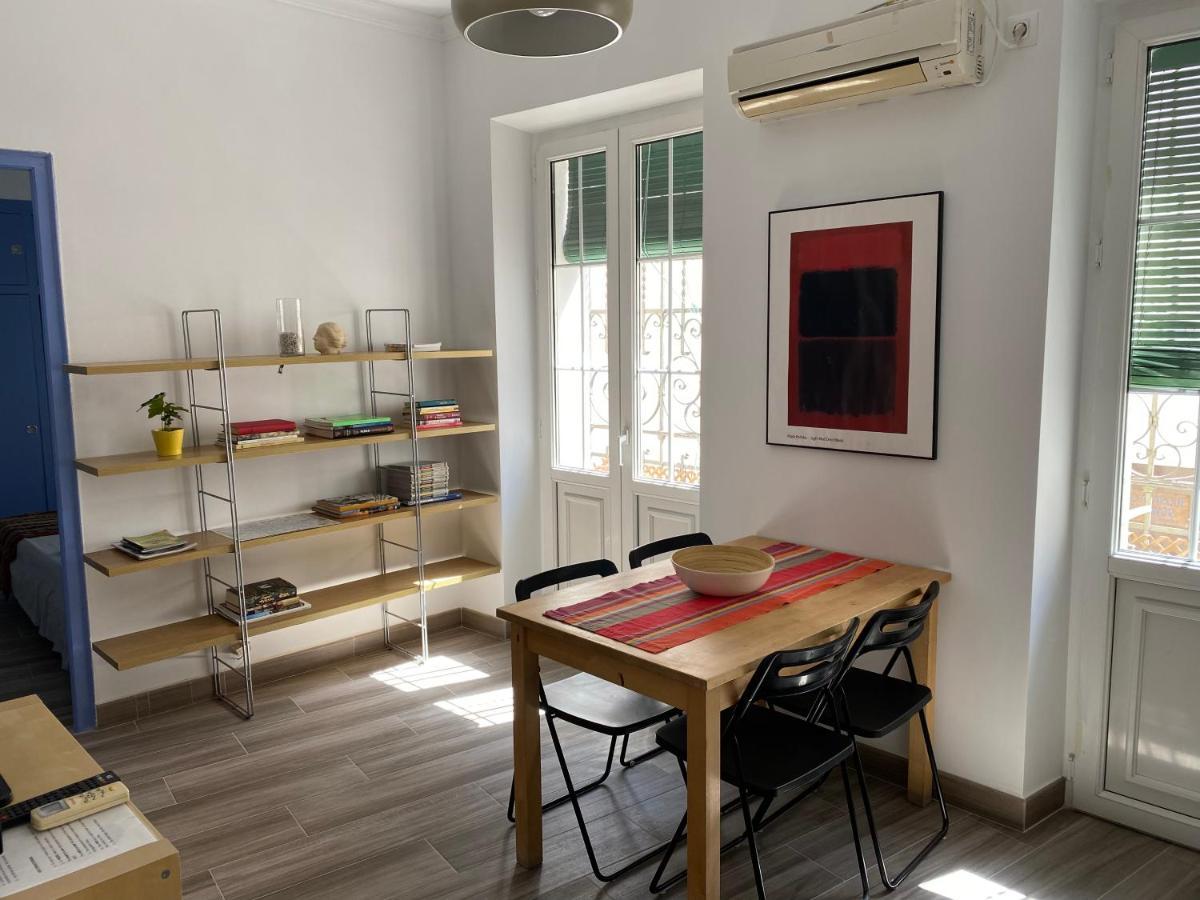 Apartamento Imperial Sevilla City Center Luaran gambar