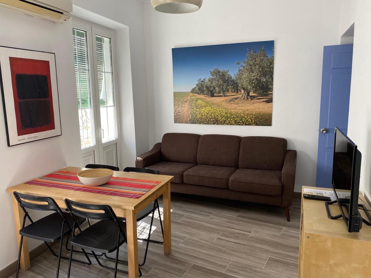 Apartamento Imperial Sevilla City Center Luaran gambar