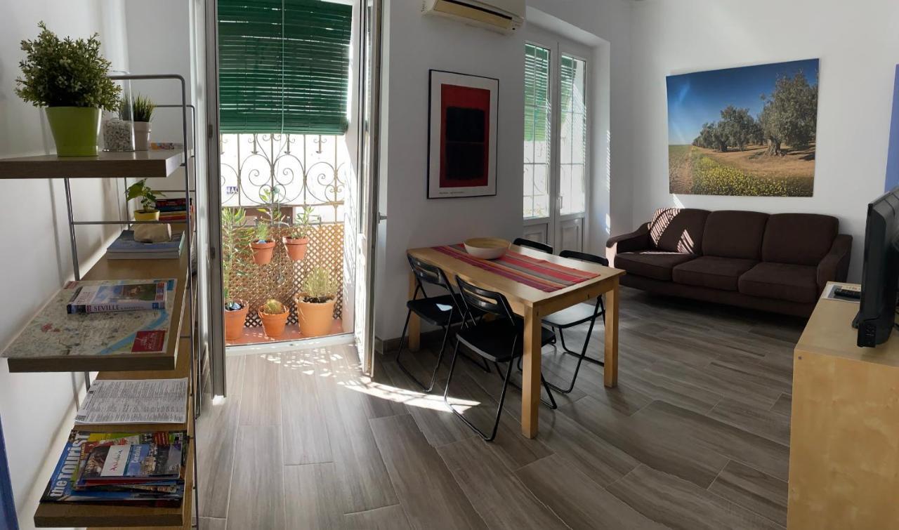 Apartamento Imperial Sevilla City Center Luaran gambar