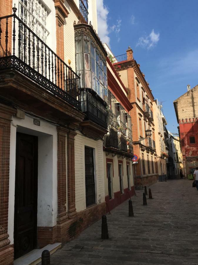 Apartamento Imperial Sevilla City Center Luaran gambar
